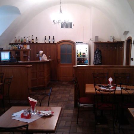 Penzion S Restauraci "U Mlyna Com" Litovel Bagian luar foto