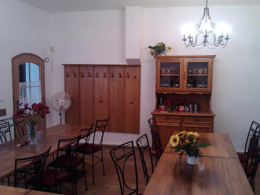 Penzion S Restauraci "U Mlyna Com" Litovel Bagian luar foto
